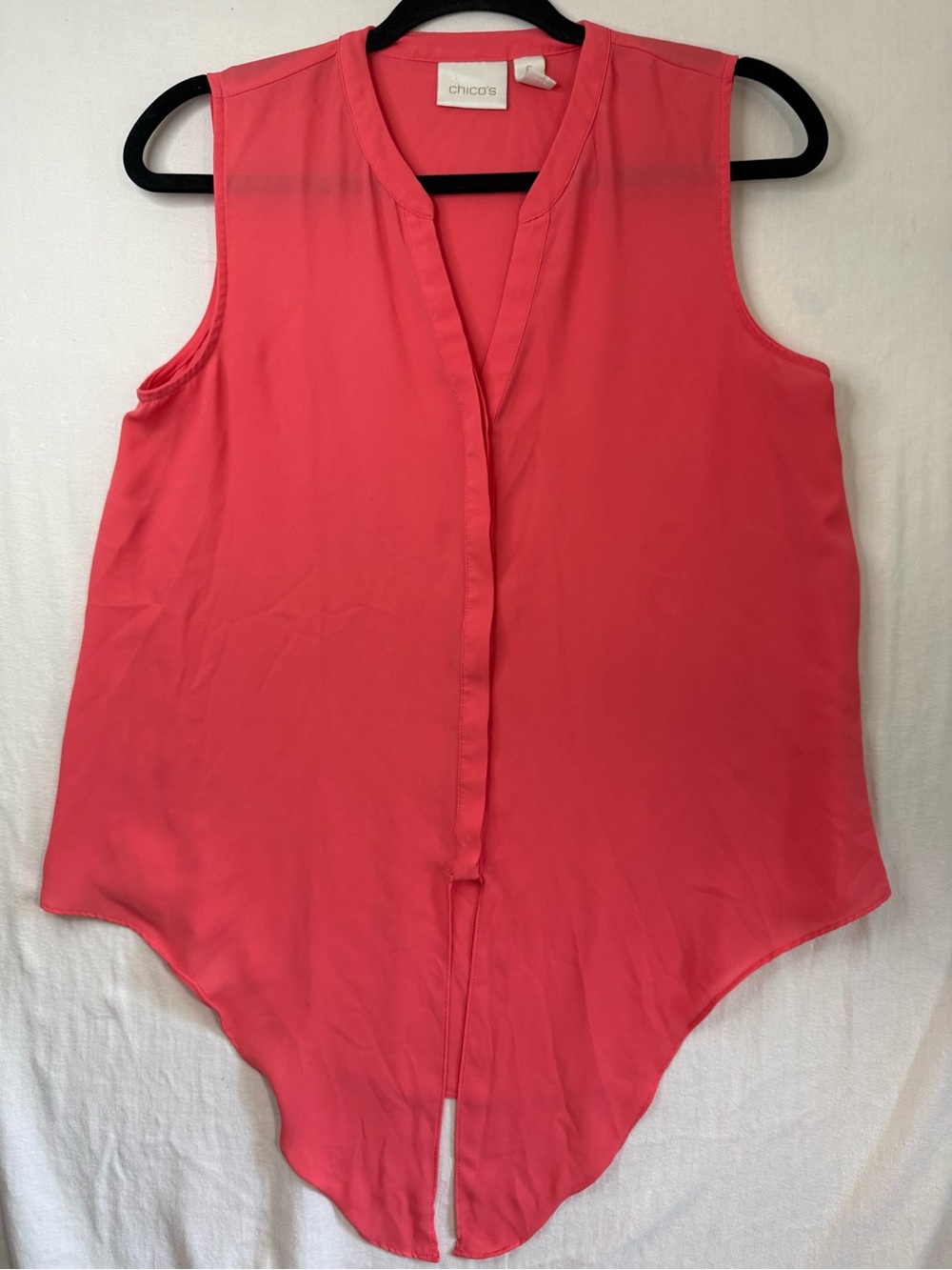 Chico's Coral Pink Sleeveless V-Neck Asymmetrical Tank Size 0 or Size small